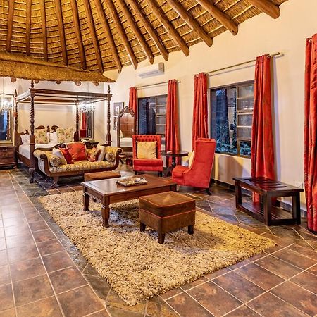 Zulu Nyala Game Lodge Хлухлуве Екстериор снимка