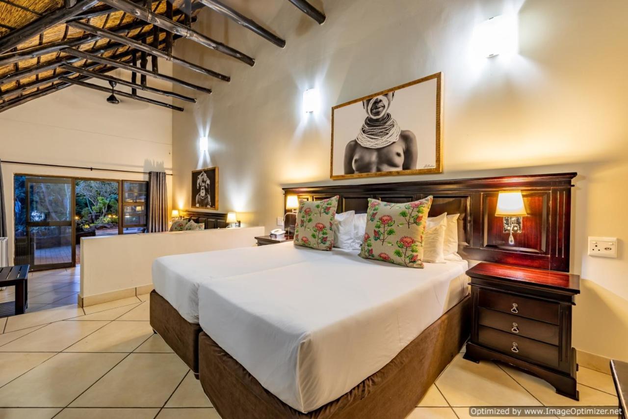 Zulu Nyala Game Lodge Хлухлуве Екстериор снимка