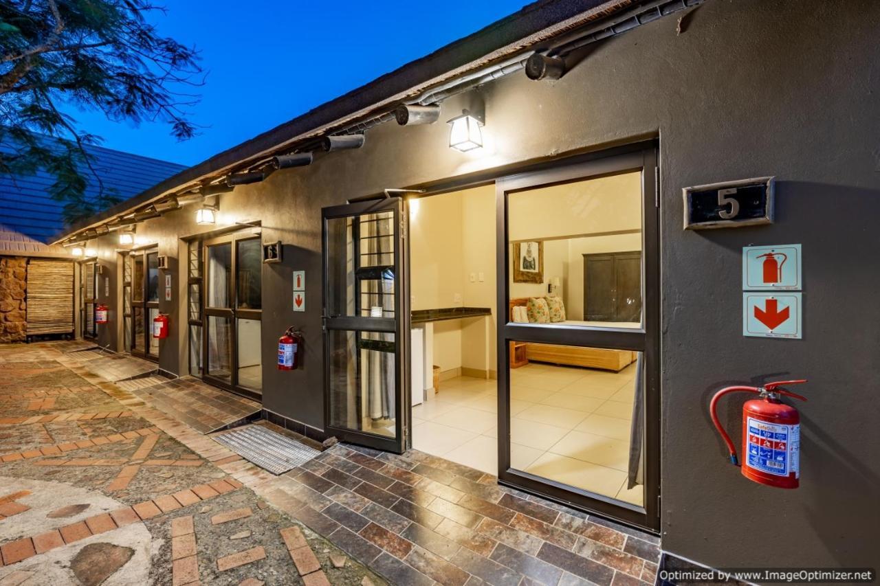 Zulu Nyala Game Lodge Хлухлуве Екстериор снимка