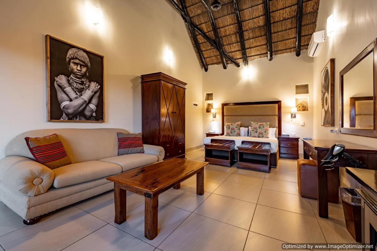 Zulu Nyala Game Lodge Хлухлуве Екстериор снимка