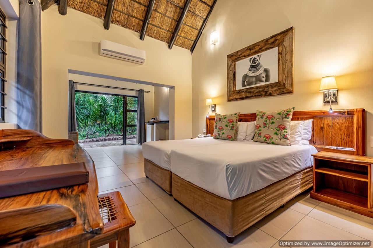 Zulu Nyala Game Lodge Хлухлуве Екстериор снимка